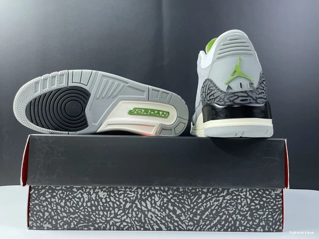 HYPE Air Chlorophyll Retro 3 Jordan 136064-006 0801